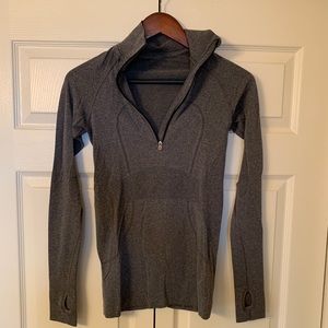 Lululemon gray quarter zip